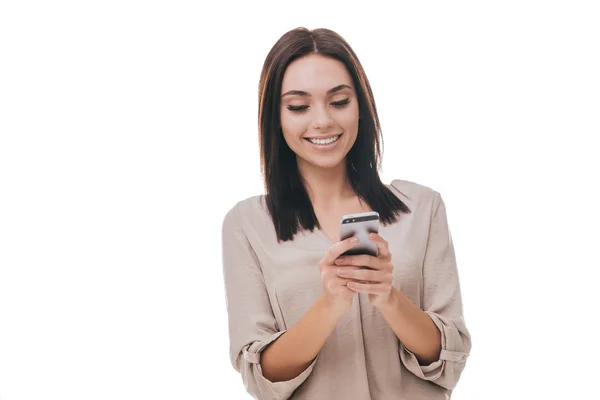 Brunette woman with mobile — Stock Photo, Image