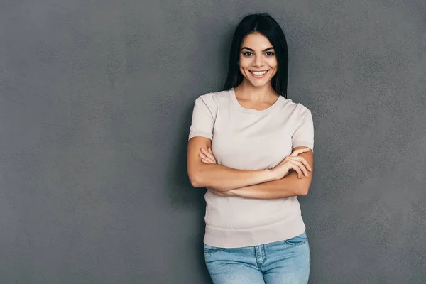 Young woman in casual wear — Stock Photo, Image