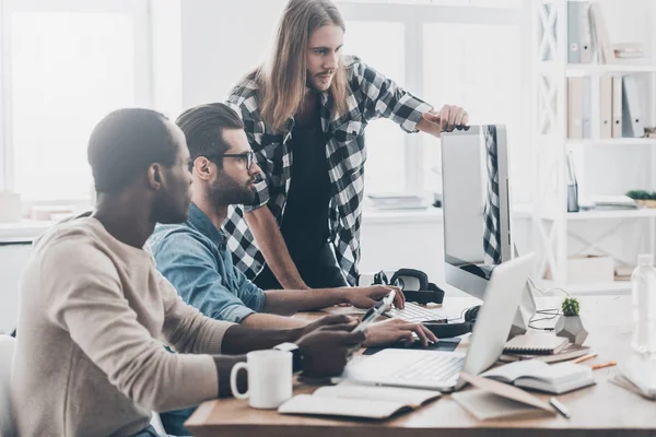 Successful people working together — Stock Photo, Image