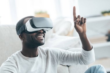 Afrika adam Vr kulaklık