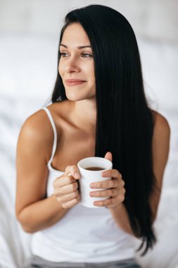 Çekici bir kadın tutarak Kupası