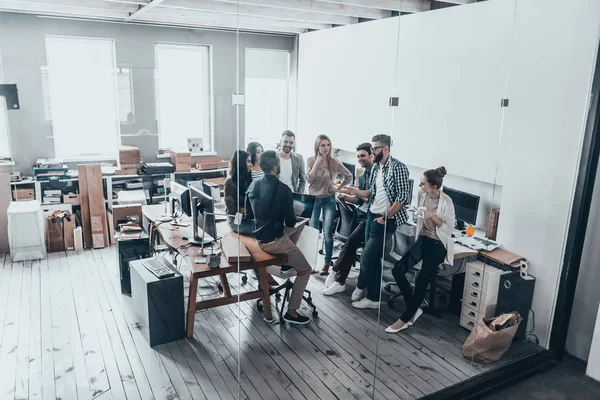 Business people at meeting in modern office — Stock Photo, Image