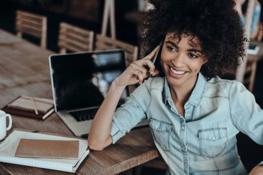 Evet güzel Afrikalı kadın