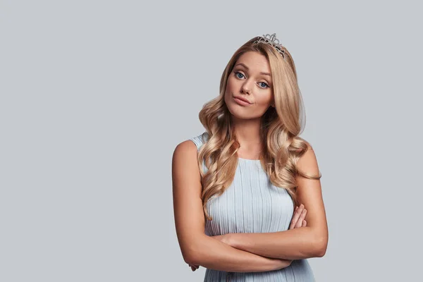 Pretty blonde woman wearing tiara — Stock Photo, Image