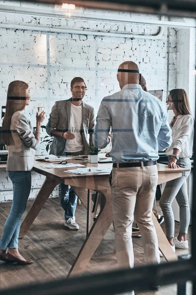 Modern Young Business Team Champagne Glasses Talking Smiling Office Board — Stock Photo, Image