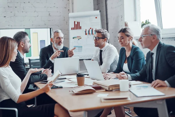 Coworkers Discussing New Business While Working Together Colleagues Modern Office — Stock Photo, Image