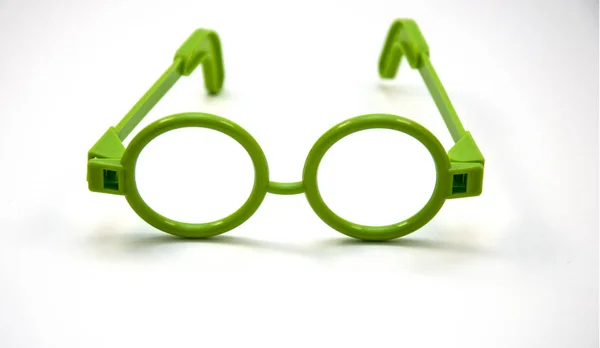 Çocuk doktoru oyunu için yeşil gözlük
