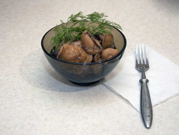 Dereotlu, iştah açıcı ve güzel kokulu mantarlar.