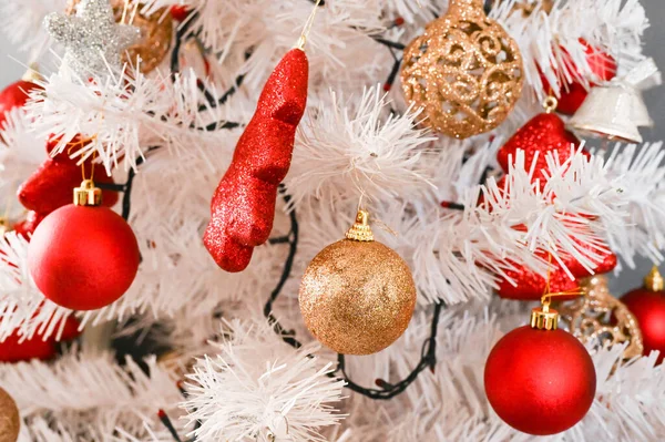 White Christmas tree, with red decoration and christmas light — Stock Photo, Image