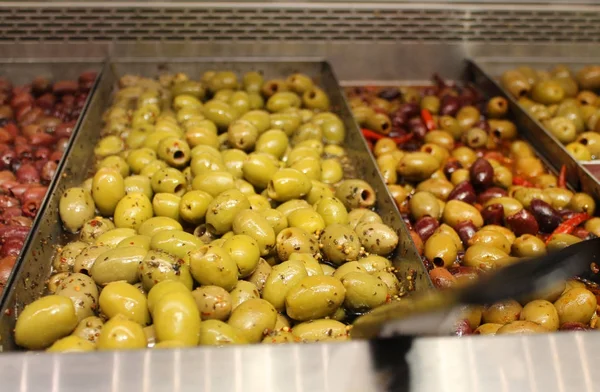 Aceitunas Verdes Mercado Alta Gama — Foto de Stock