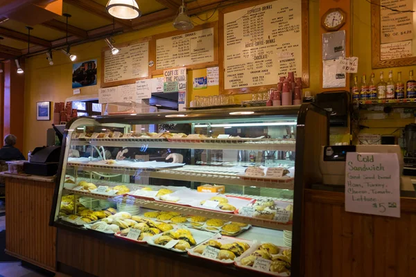 Espresso-Roma-Café und Café — Stockfoto