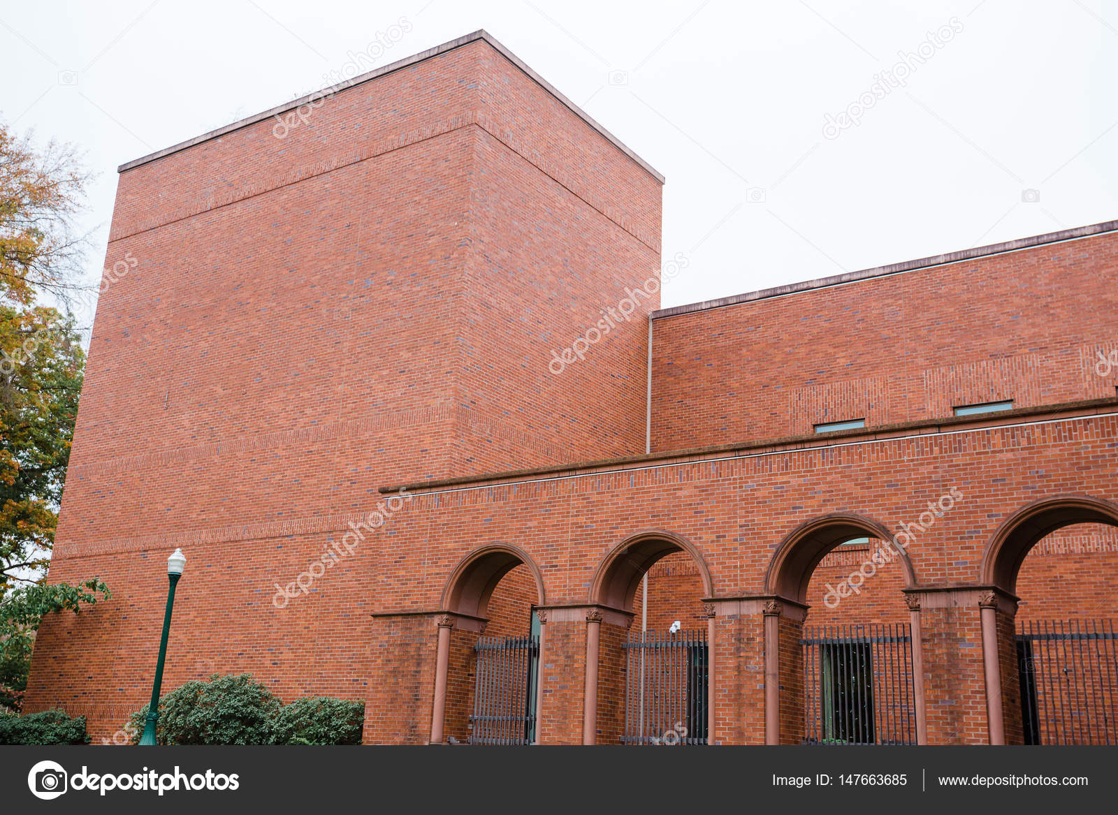 Jordan Schnitzer Museum Of Art U Of O Stock Photo C Joshuarainey 147663685