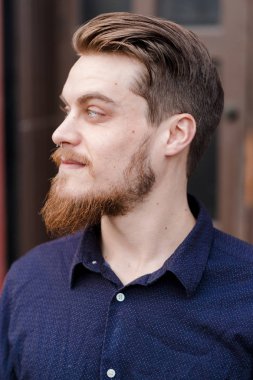 Hippi erkek moda portre açık havada