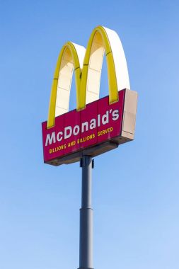 McDonalds milyarlarca ve milyarlarca hizmet
