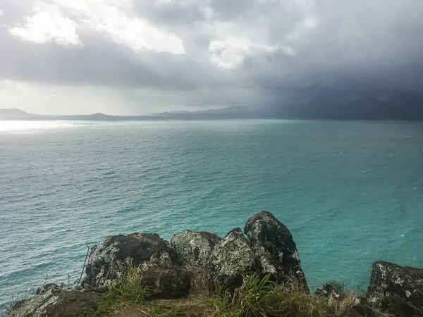 Chinaman's Hat farliga vandring Oahu Hawaii — Stockfoto