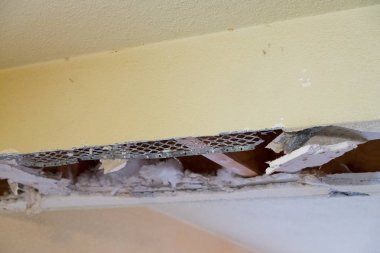 Soffit Demo Ev Tadilatı