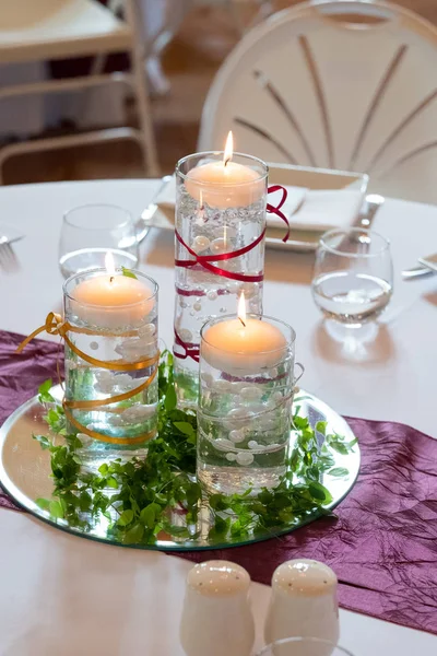 Decoração de velas de recepção de casamento — Fotografia de Stock