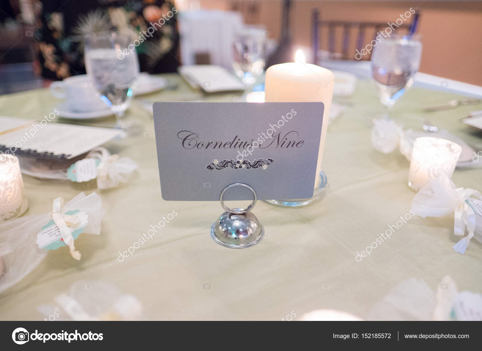Photos Centerpiece Ideas Using Wedding Reception Table