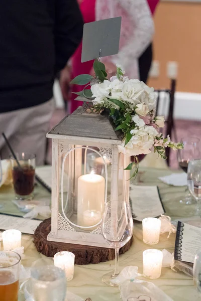 Mesa de recepção de casamento peça central — Fotografia de Stock