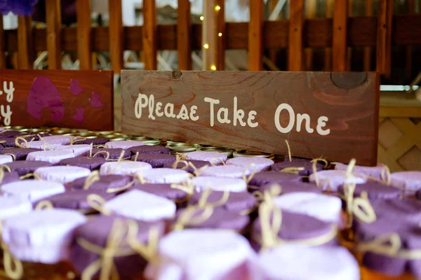 Local Oregon Honey Party Favors — Stock Photo, Image