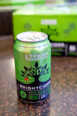 İki kasaba Ciderhouse elma şarabı