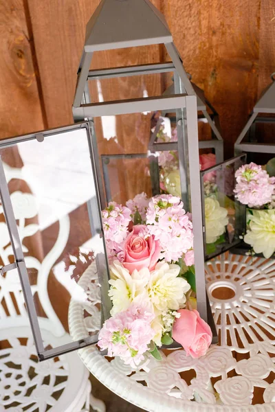 Bryllup blomst dekorationer - Stock-foto