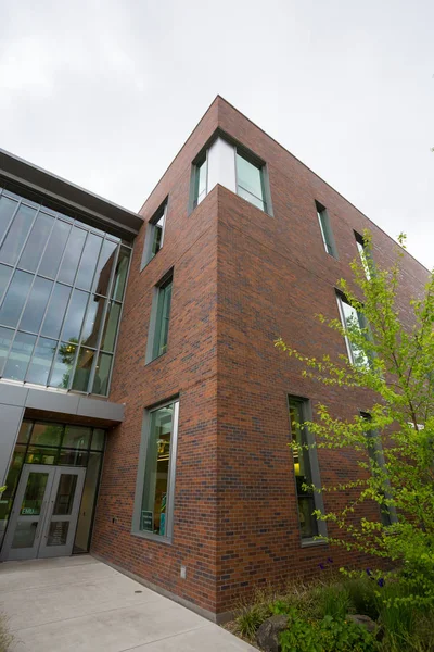 Erb Memorial Union presso l'Università dell'Oregon — Foto Stock