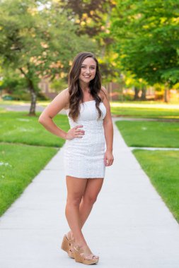 Üniversite Mezuniyet fotoğraf Üniversitesi kampüsünde