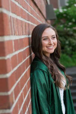 Üniversite Mezuniyet fotoğraf Üniversitesi kampüsünde