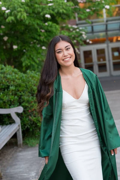 College Graduation Photo on University Campus — Stock Photo, Image