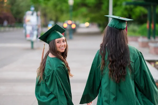 College Graduation Photo on University Campus — Stock Photo, Image