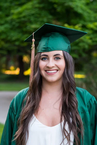 College Grad on Campus in Oregon — Stock Photo, Image