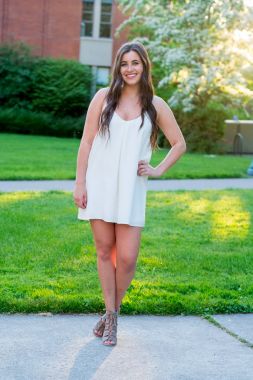 Üniversite mezunu Oregon kampüste