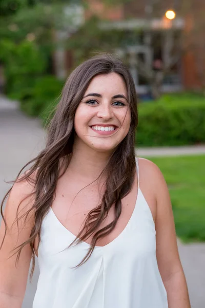 College Grad on Campus in Oregon — Stock Photo, Image