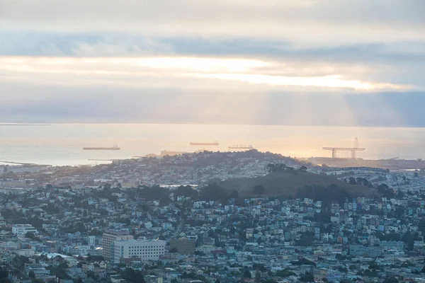 Сан Франциско Сіті горизонт від Твін Пікс — стокове фото