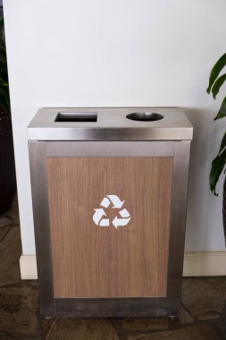 Oahu Hawaii geri dönüşüm kutusu