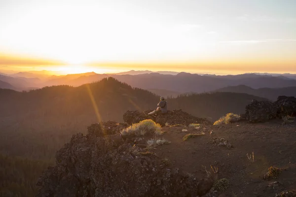 Caminhada de montanha de ferro em Oregon — Fotografia de Stock