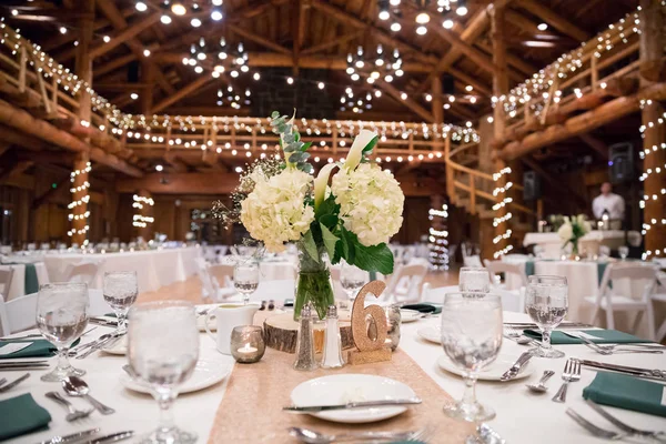 Bröllop höjdpunkten i receptionen — Stockfoto