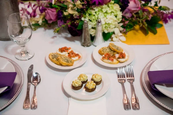 結婚式レセプション ビュッフェ料理 — ストック写真