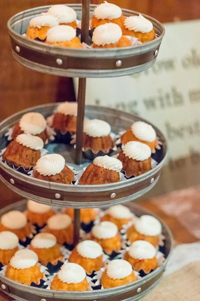 Bundt Cakes at Wedding Reception — Stock Photo, Image