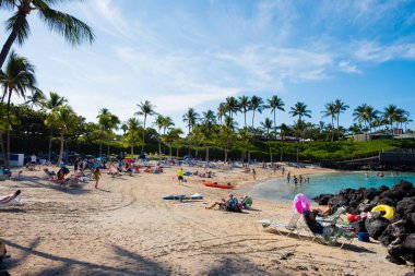 Kalabalık Mauna Lani Beach Big Island Hawaii