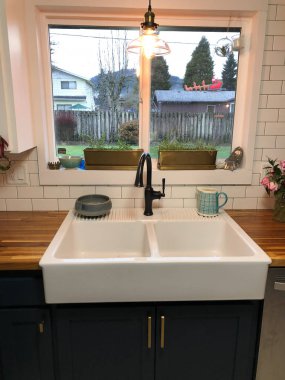 Farm Sink ev Remodel