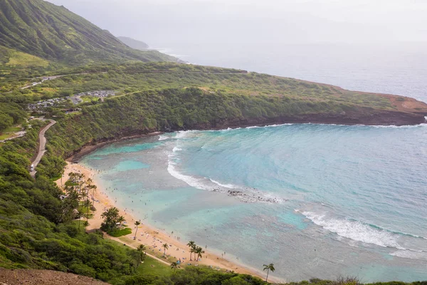 Hanauma Bay з головою Рим Трейл — стокове фото