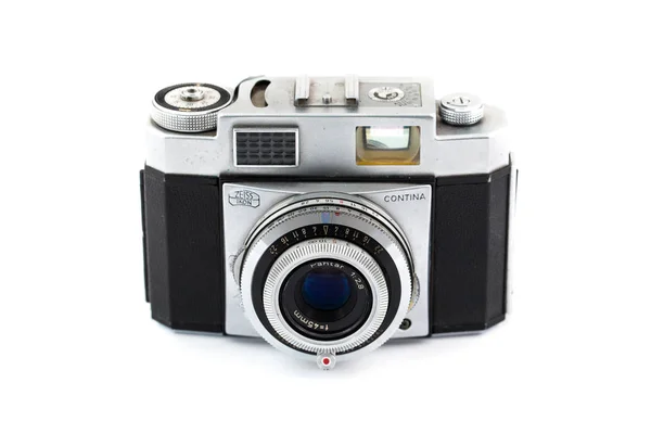 Vintage Film kamera vit isolerade bakgrund — Stockfoto