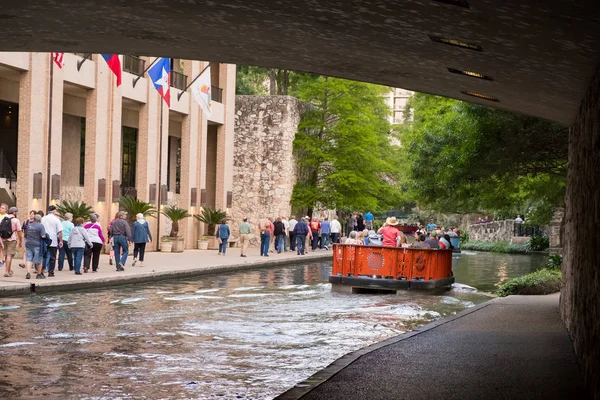 Wandeling van het historische San Antonio River — Stockfoto