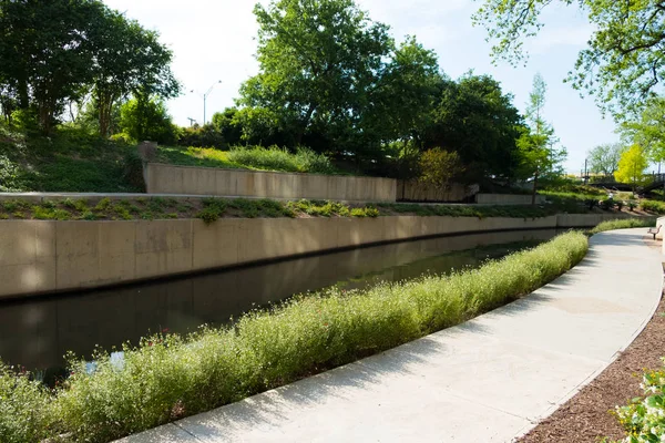 Wandeling van het historische San Antonio River — Stockfoto