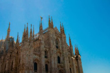 Milano 'daki Piazza del Duomo Eski Katedrali