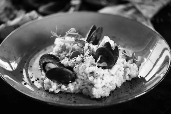 Вкусное Итальянское Ризотто Свежими Морепродуктами Овощами Специями — стоковое фото