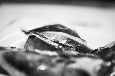 Yerel pazarda İtalyan panini ve İspanyol tapalarının lezzetli bir karışımı