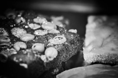 Yerel pazarda İtalyan panini ve İspanyol tapalarının lezzetli bir karışımı